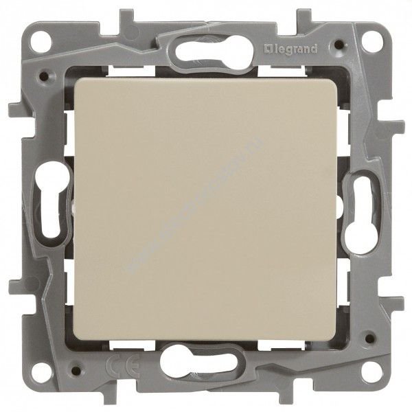 Etika Слоновая кость Переключатель промежуточный 1-клавишный Legrand