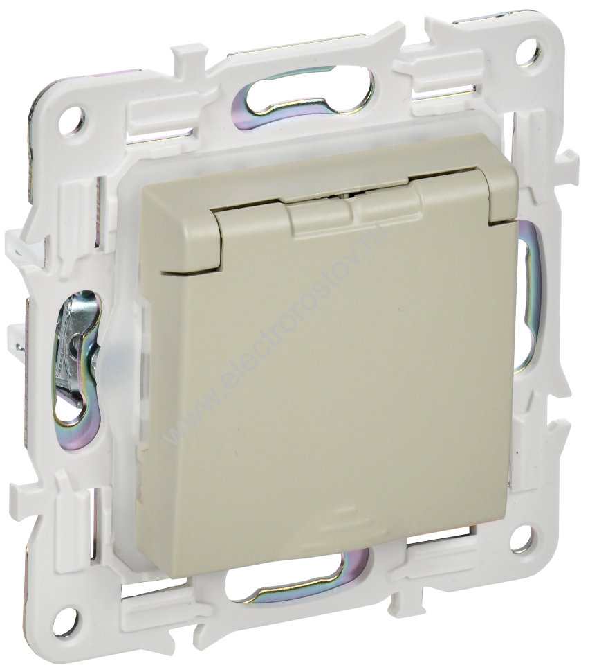IEK SKANDY Бежевый Розетка с/з с защитными шторками и крышкой 16А IP44 SK-R11B