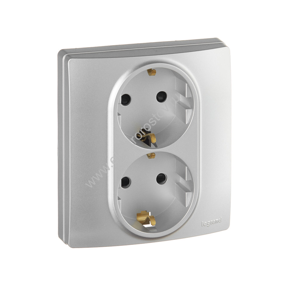 Etika Алюминий Розетка 2-ая с/з, с защ. шторками, авт. клеммы Legrand