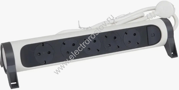 Удлинитель c выключателем 3м, 5 розеток, 16А/3,5кВт с заземл, белый/черный ПВС 3х1,5 Legrand