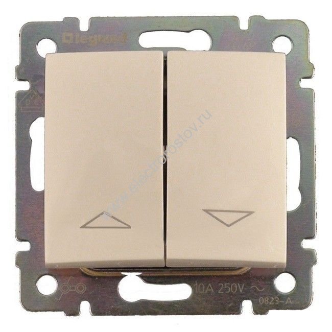 Valena Слоновая кость Выключатель жалюзийный кнопочный Legrand