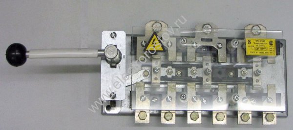 Разъединитель ВД-1-355Л
